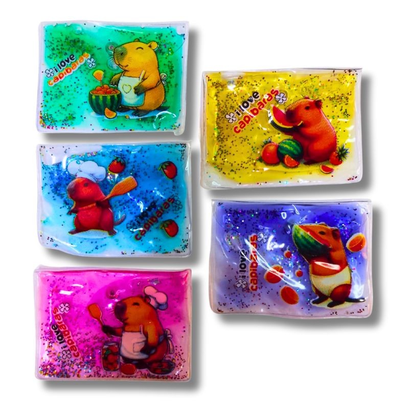 Monedero agua capibara