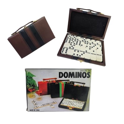 Domino en maleta